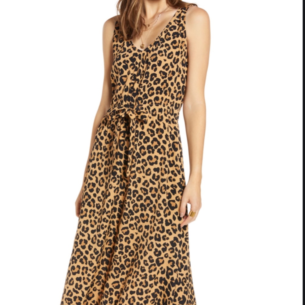 Treasure & Bond Sleeveless Tie Waist Midi Dress